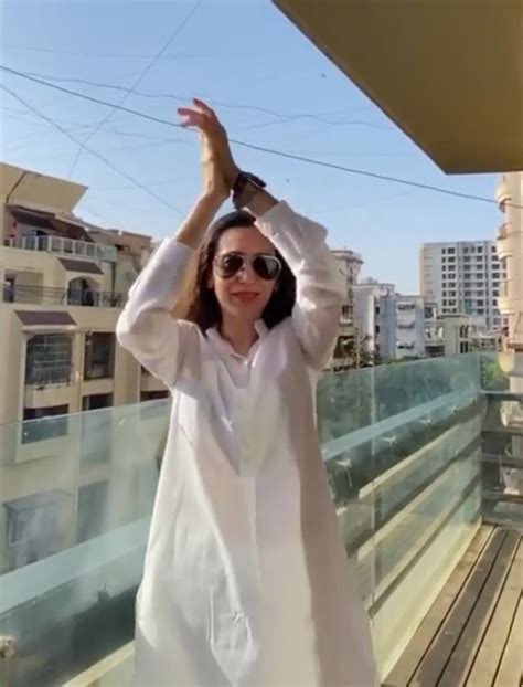 5 kurtas from Karisma Kapoor’s collection that will help you upgrade ...