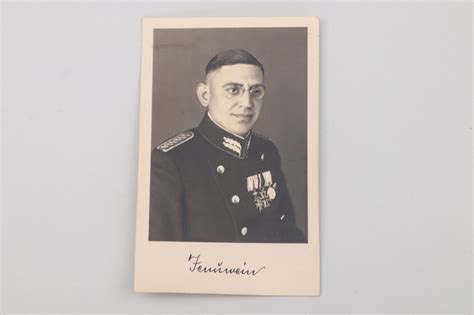 ratisbon's | Portrait photo Bavarian policeman | DISCOVER GENUINE ...