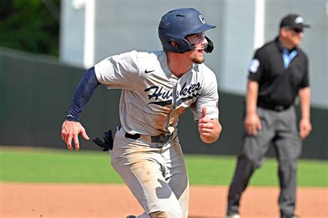 How the UConn baseball team turned its season around