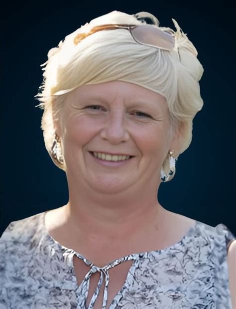 Donna Lewis | Fieldglass Professional Advisor, Specialist Calgary, AB