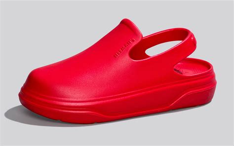 Cushers Clogs For Women : Red