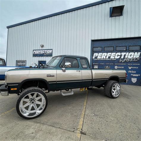 1st Gen Dodge Lifted