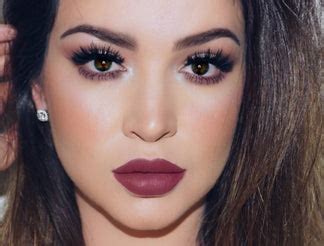 BLURsticks | 3 in 1 Bullets For Lips + Eyes + Cheeks – Blur India