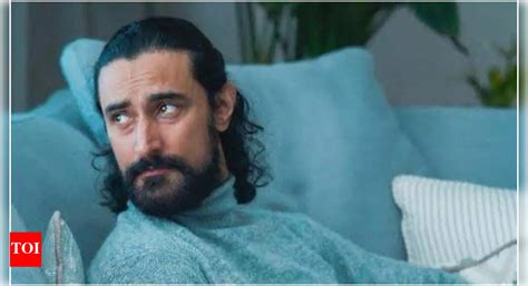 Kunal Kapoor opens up on his struggles when he entered showbiz ; says ...