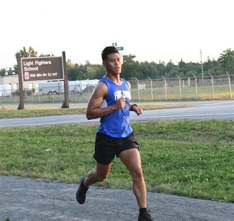 1BCT Runs Army Ten-Miler | Article | The United States Army