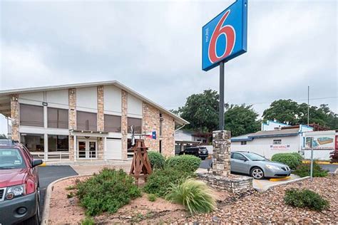 MOTEL 6 BOERNE, TX - Hotel Reviews, Photos, Rate Comparison - Tripadvisor