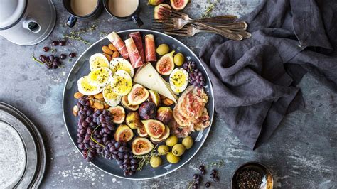 Here’s everything you need to know about intermittent fasting | GQ India