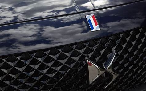 All new DS7 Crossback is vehicle of choice for Emmanuel Macron - India ...