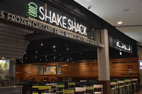 Shake Shack In Dubai: Top-Class Gourmet Fast-Food Delight!