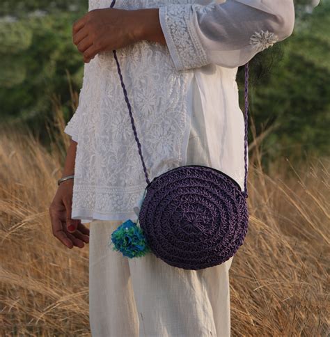 Miniature Round Crochet Sling Bag – Itihasikala