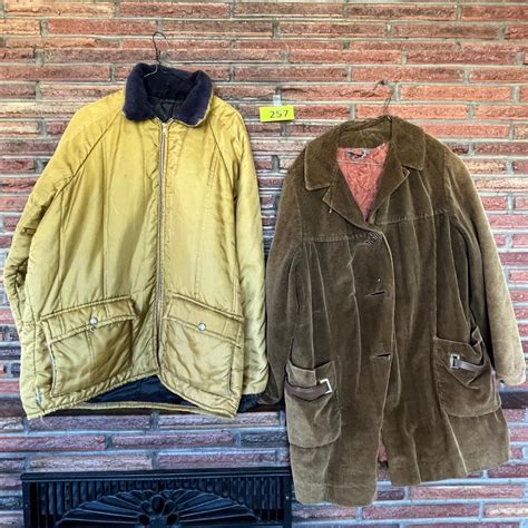 Vintage Men's work coats | EstateSales.org