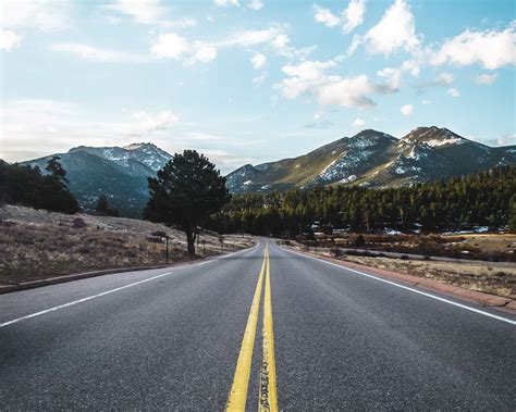 Download wallpaper 1280x1024 road, marking, distance, mountains, trees ...