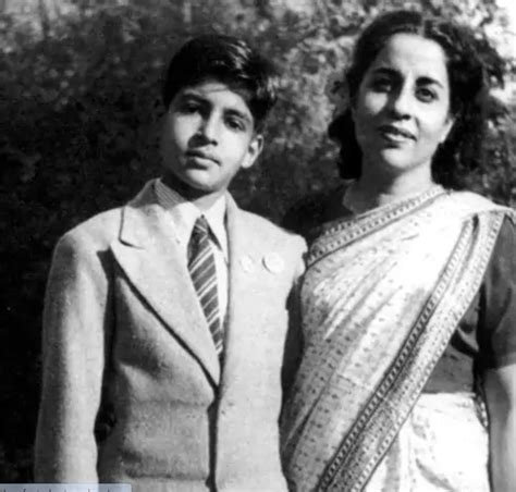 Amitabh Bachchan @83; From 60 feet to 6 inches