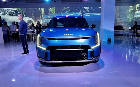 2024 Kia EV9 Makes North American Debut in New York - The Car Guide