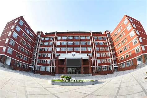 济南市东方双语实验学校:既有国际范儿,又有书卷气_地方网