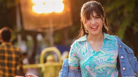 After getting trolled for romancing Karan Kundrra, Riva Arora says ...