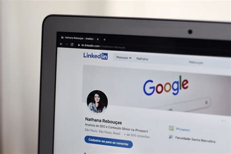 How to Make Your LinkedIn Profile Stand Out: With Examples