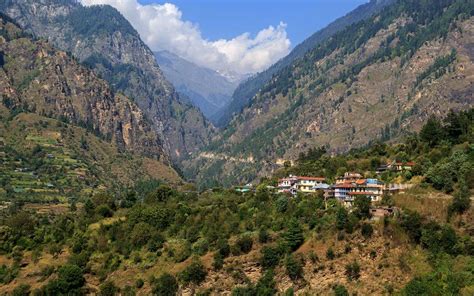Kasol Is Overrated, Head To This Untouched Hamlet In Parvati Valley ...