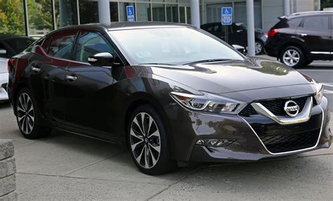 Nissan Maxima - Wikipedia, the free encyclopedia