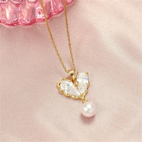 Charming Stone Heart Pearl Necklace | Salty – Salty Accessories