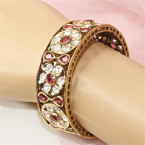 Sabyasachi-Inspired Red & Polki Kada (Set of 2) – Navraee Antique Gold ...