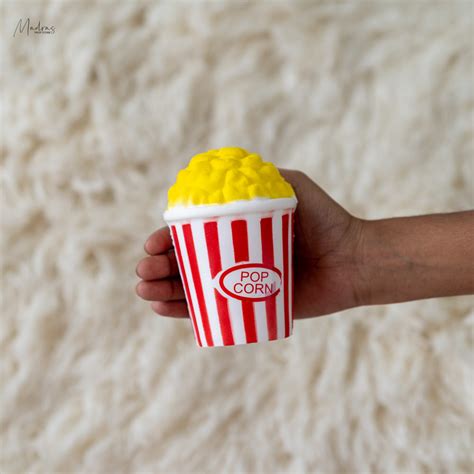 Mini Popcorn | Madras Prop Store