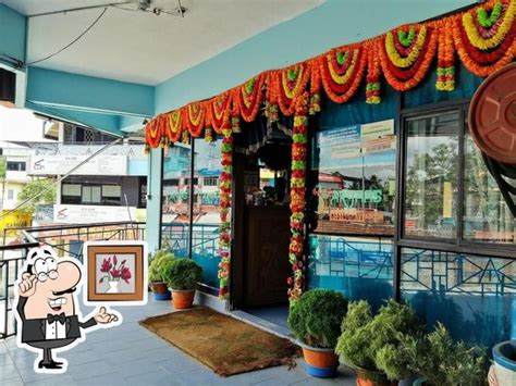 Hotel Aryaas, Adoor - Restaurant reviews