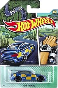 Hot Wheels Luxury Sedans 2016 BMW M2 1:64 (Blue) : Amazon.in: Toys & Games