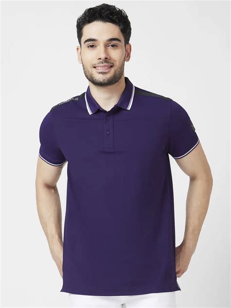 Spykar Men Deep Purple Blended Slim Fit Half Sleeve Polo Neck Plain Tshirt