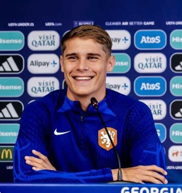 Micky van de Ven – Age (22), Religion, Girlfriend, Family, Height, Net ...