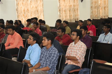 Artificial Intelligence & Robotics