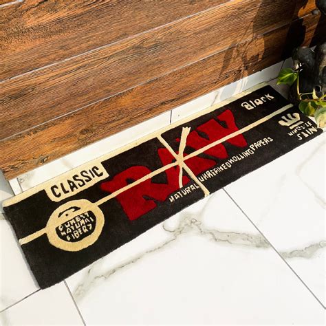Raw Rolling Papers Hand-Tufted Rug (Black) | Ready To Ship – Carpet Diem
