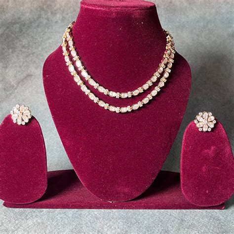 2 layered Kundan necklace set with floral ear top – MAYRA WORLD