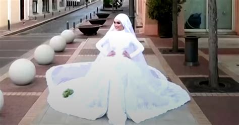 Beirut Explosion 2020 Bride 的图像结果