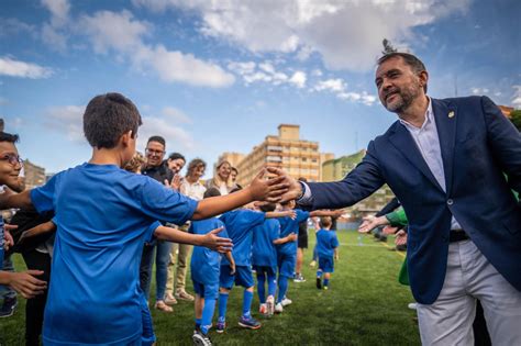 FOTOS: Inauguración campo de fútbol de Juan Santamaría