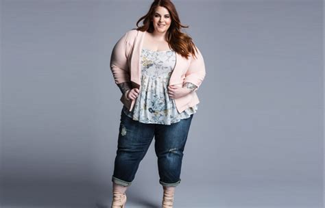 Top 10 Most Famous Plus-Size Models Ruling the Fashion Industry | FITPASS