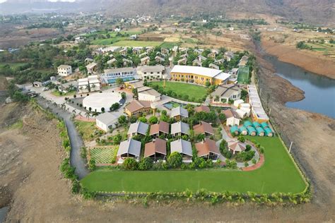 Explore the Top 20 Destination Wedding Resorts and Hotels Near Pune ...