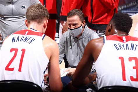 Scott Brooks is the odds-on favorite to be the first NBA head coach fired this season