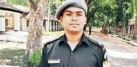 തിരുവസ്ത്രത്തിൽ നിന്നും സൈനിക യൂണിഫോമിലേക്ക്; ഫാദർ ജിസിന്റെ ജീവിതം ...