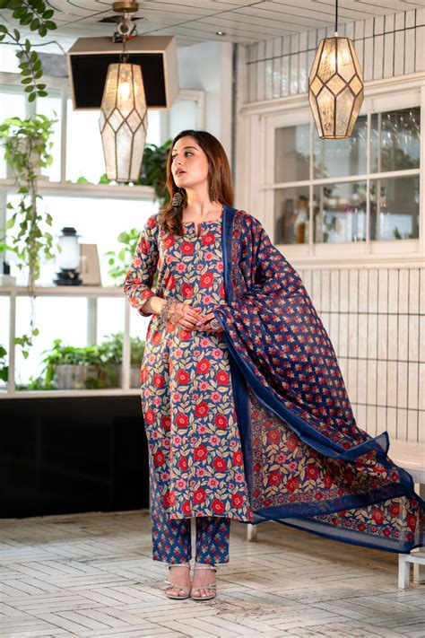 Black A-Line Kurta – DIMPLE DESIGN STUDIO