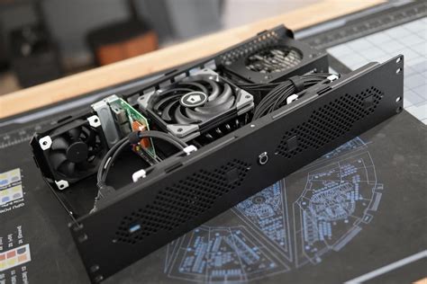 Rack Mount Router 的图像结果