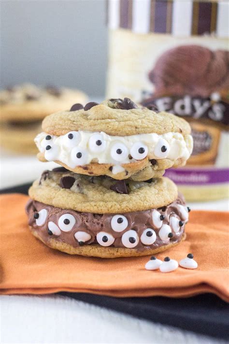 Spooky Halloween Ice Cream Sandwich | What Molly Made