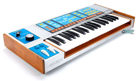 Moog Source Vs Minimoog 的图像结果