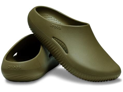 Buy Crocs 208493-3UA-M13 Mellow Recovery Clog Aloe Aloe at Amazon.in
