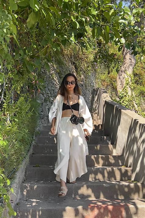 What to Wear in Italy Summer — Italy Vacation Outfits — ckanani