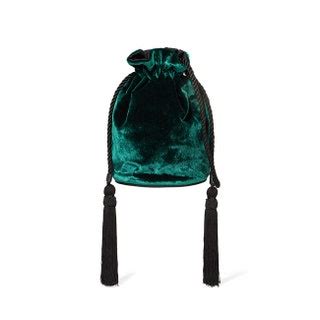 15 party bags that are perfect to bring out on New Year’s Eve 2017 ...