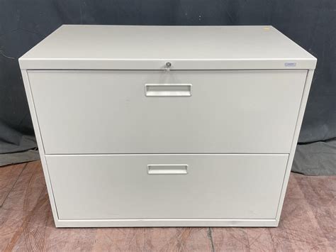Lot - HON Steel Lateral Filing Cabinet