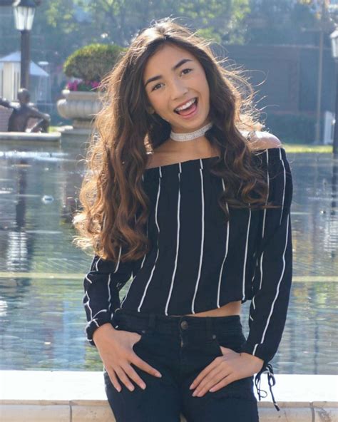 Kelsey Cook Social Media Photos 3/26/ 2017 • CelebMafia