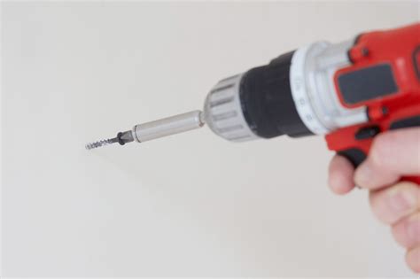 Drywall Screw Spacing and Pattern Guide