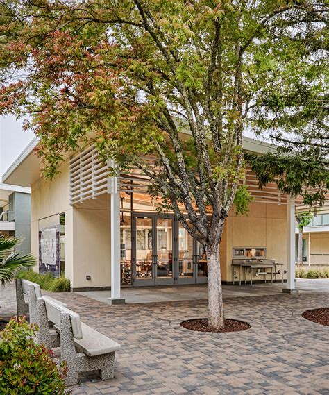 Woodside Elementary Maker Space - WRNS Studio